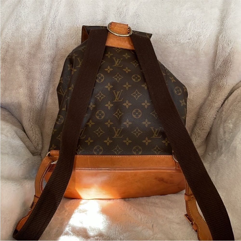Louis Vuitton Vintage Montsouris GM Backpack - Picture 4 of 15